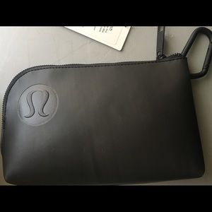 Lululemon NWT Off the Mat Pouch Black
